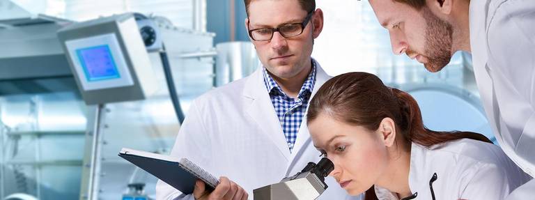 MBA Potsdam Biotechnologie und Medizintechnik Foto: Shutterstock